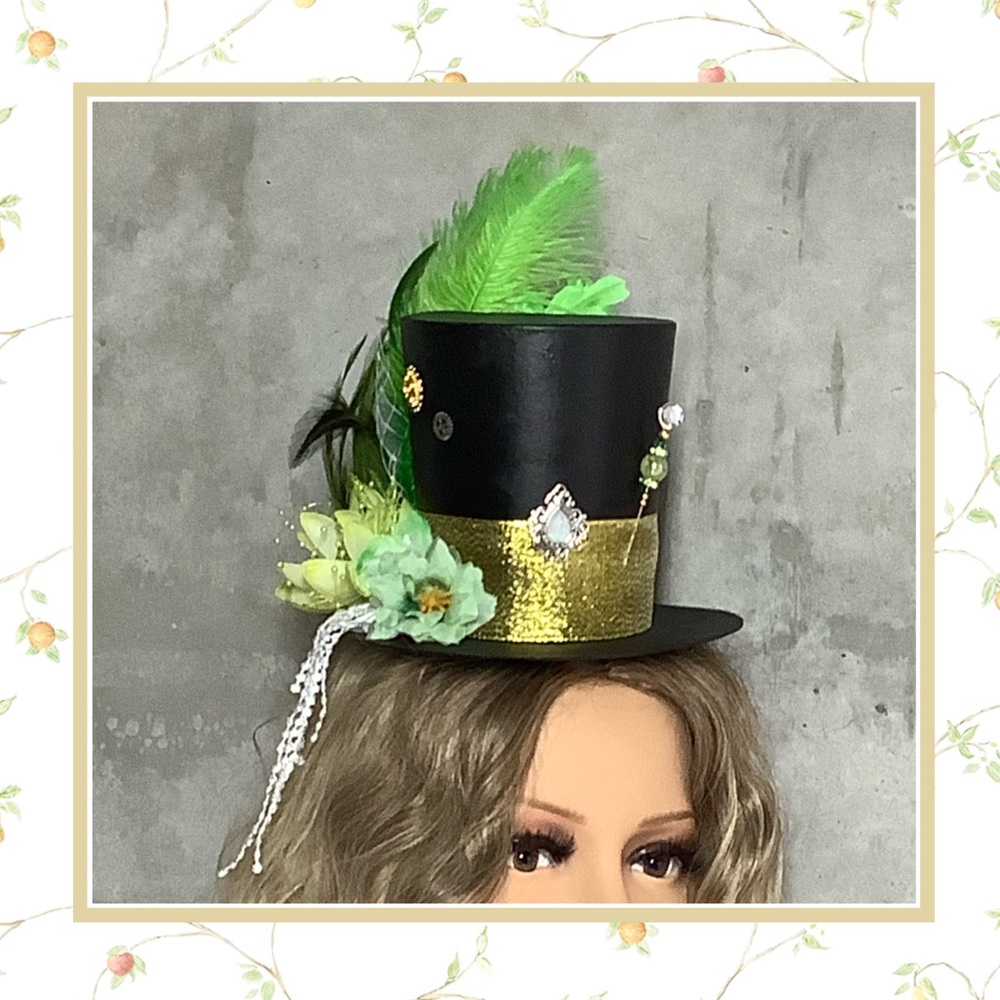 🍒 FEATHER HAT MINI TOP FLOWER GREEN FRINGE BEAD ST PATTY STEAMPUNK BLING BLACK